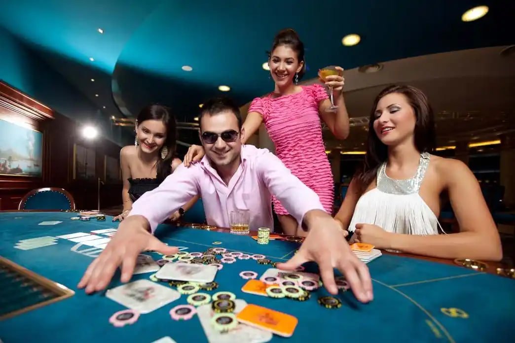 rs7779 Live Casino
